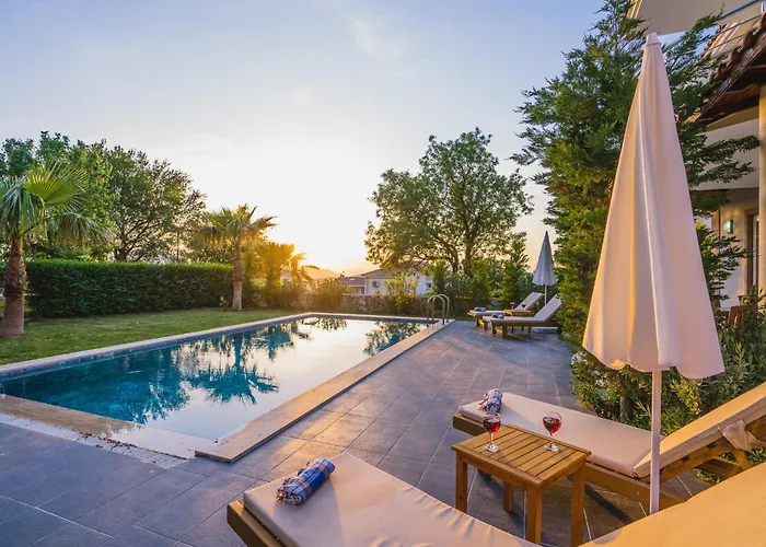 Ovacıkta 6 Kişilik özel Havuzlu Royal 2 Villa Fethiye